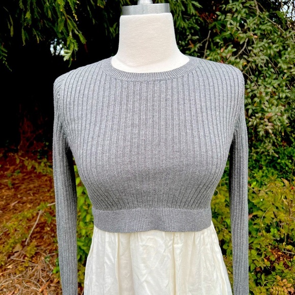 Motherhood Maternity 👶🏻 Gray and White Women's Layered Top - Picture 4 of 6